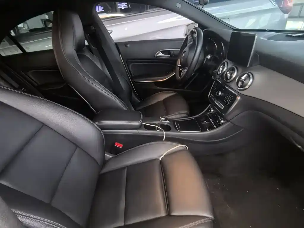 Mercedes-Benz CLA (Import) — миниатюра 4