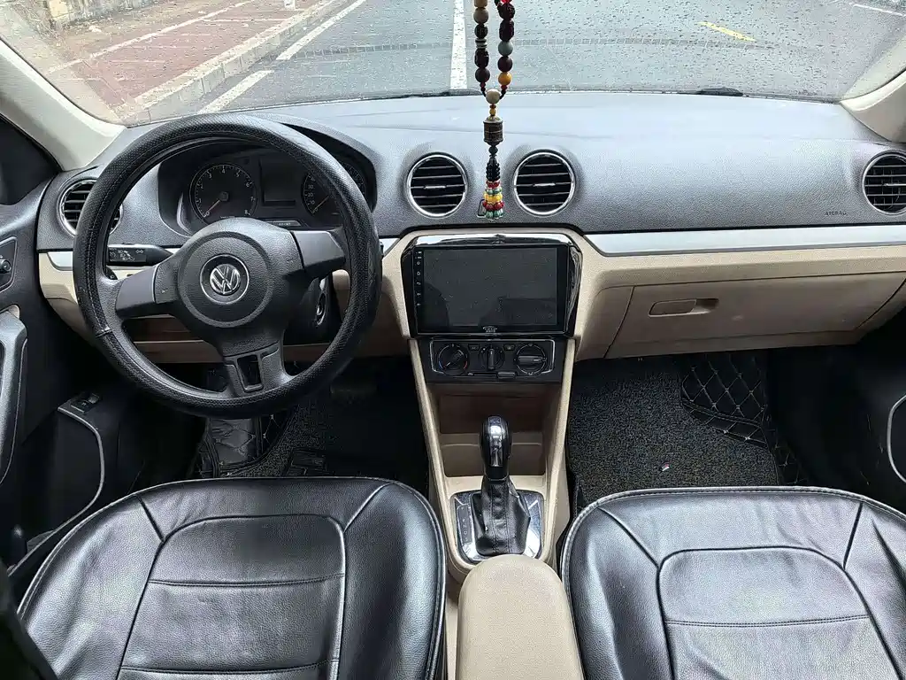 Volkswagen Jetta — миниатюра 4