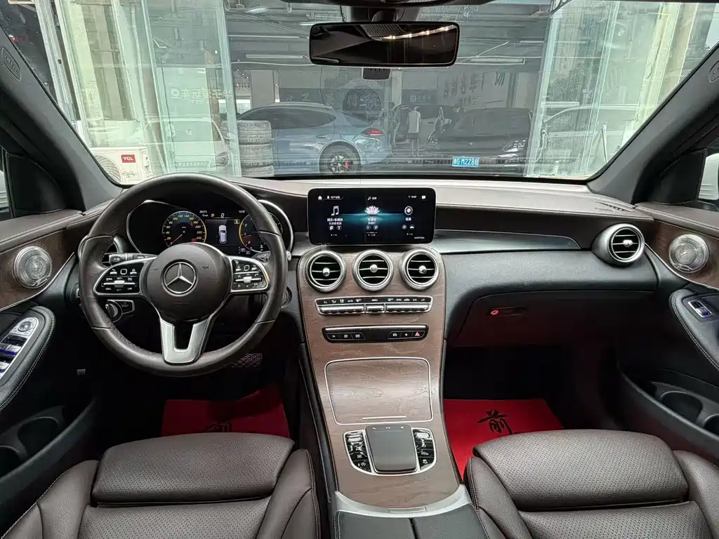 Mercedes-Benz GLC — миниатюра 9
