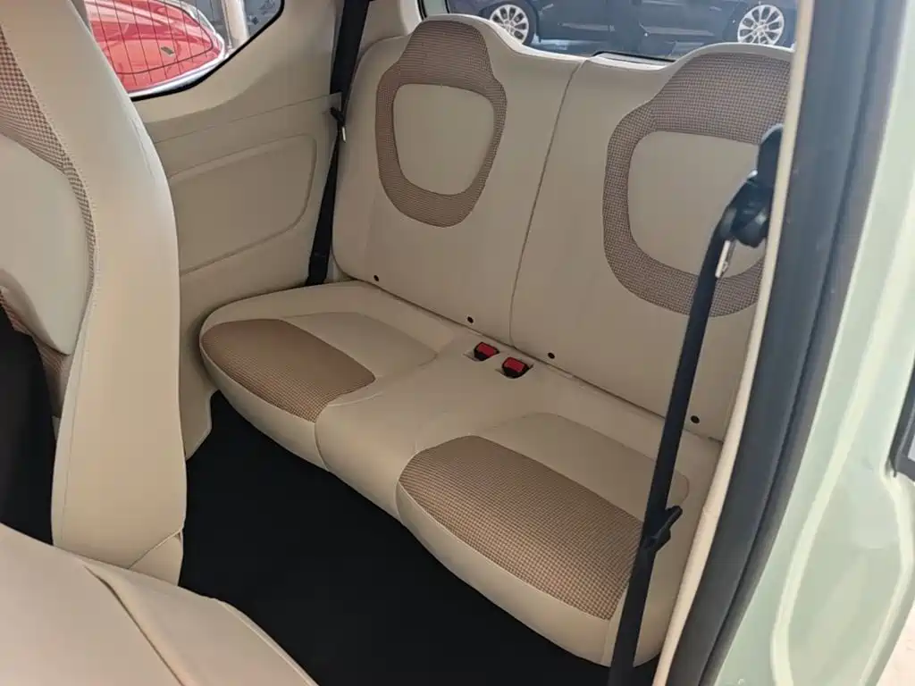 Wuling MINIEV — миниатюра 17
