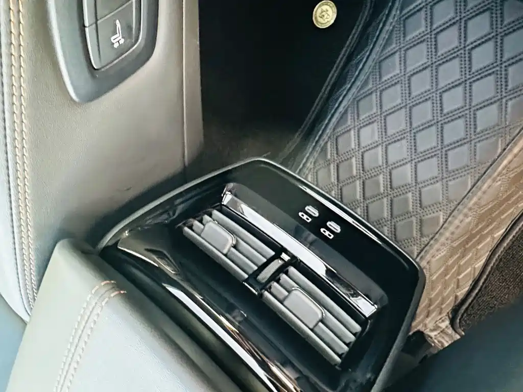 Toyota Avalon — миниатюра 17
