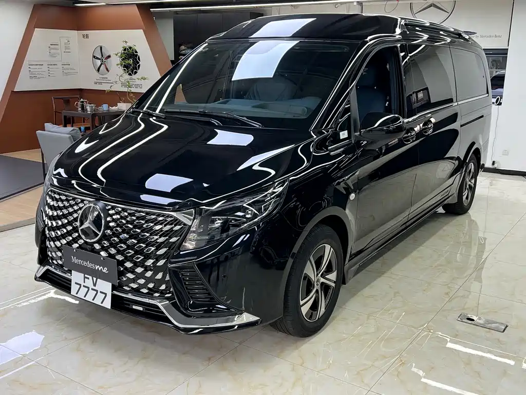 Mercedes-Benz V-Class 0