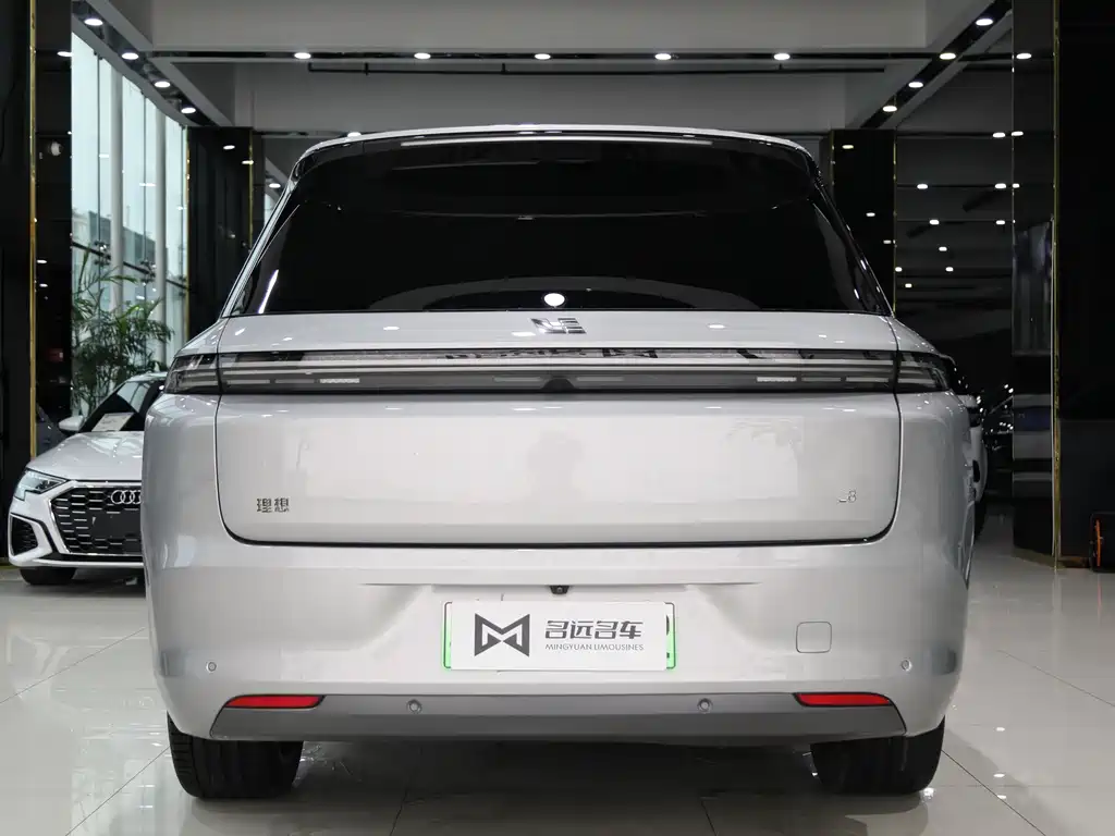 Li Auto Li L8 — миниатюра 16