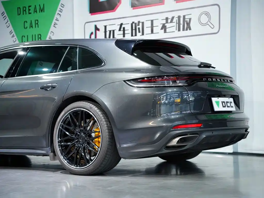 Porsche Panamera — миниатюра 48