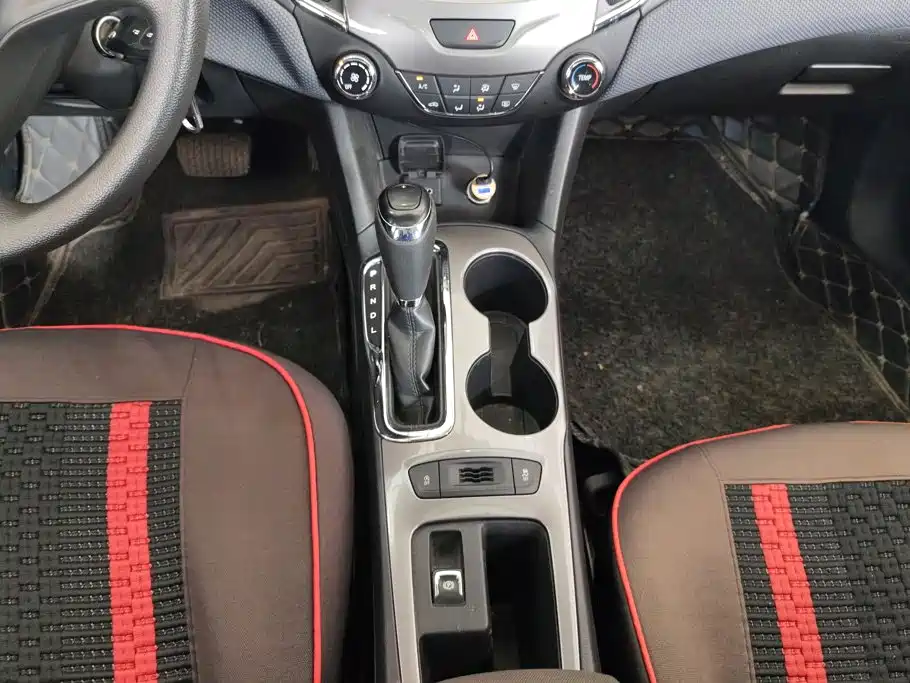 Chevrolet Cruze — миниатюра 16