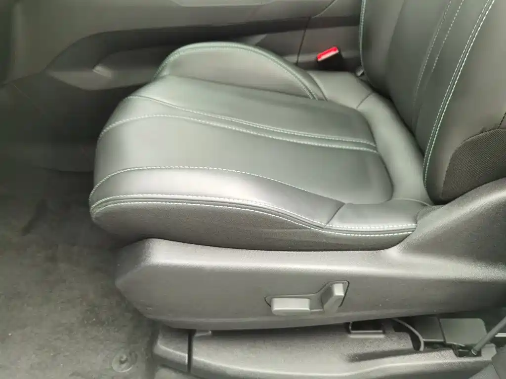 Peugeot 4008 — миниатюра 20