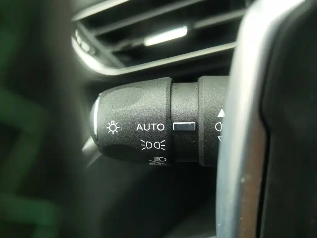 Peugeot 4008 — миниатюра 21