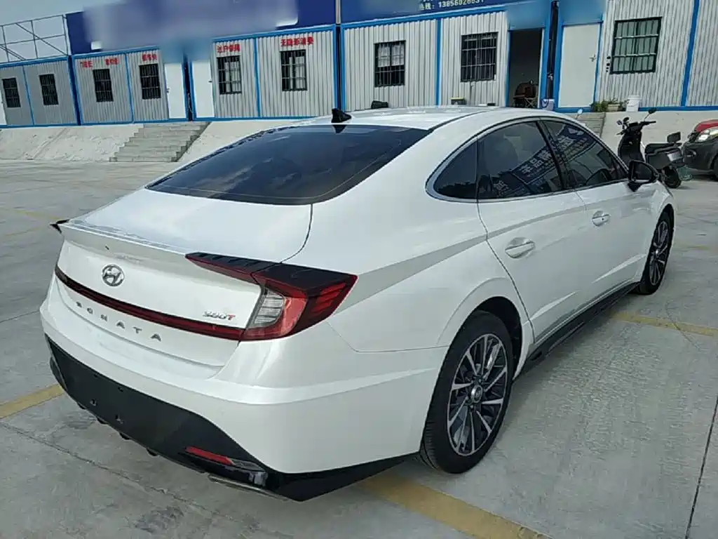 Hyundai Sonata — миниатюра 7