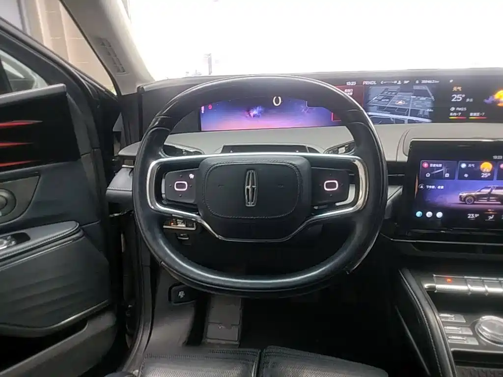 Lincoln Nautilus — миниатюра 11