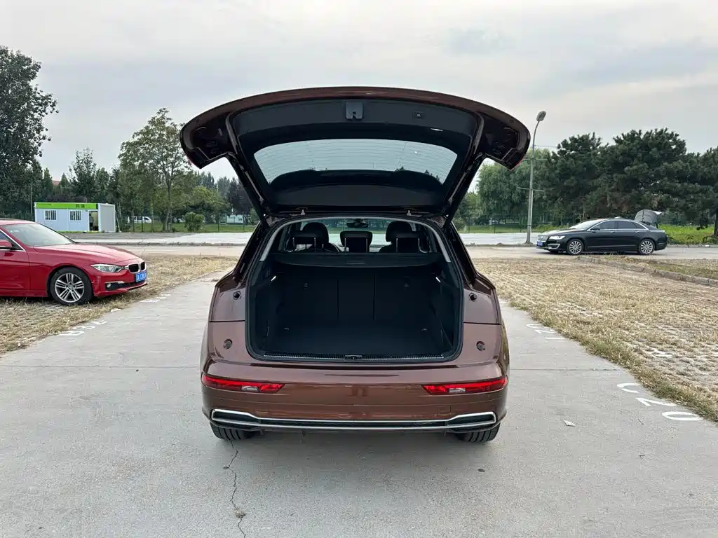 Audi Q5L — миниатюра 8
