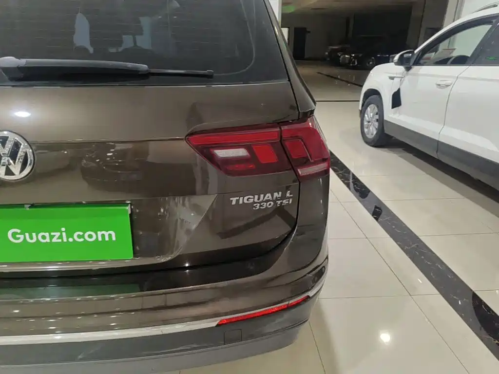 Volkswagen Tiguan L — миниатюра 8