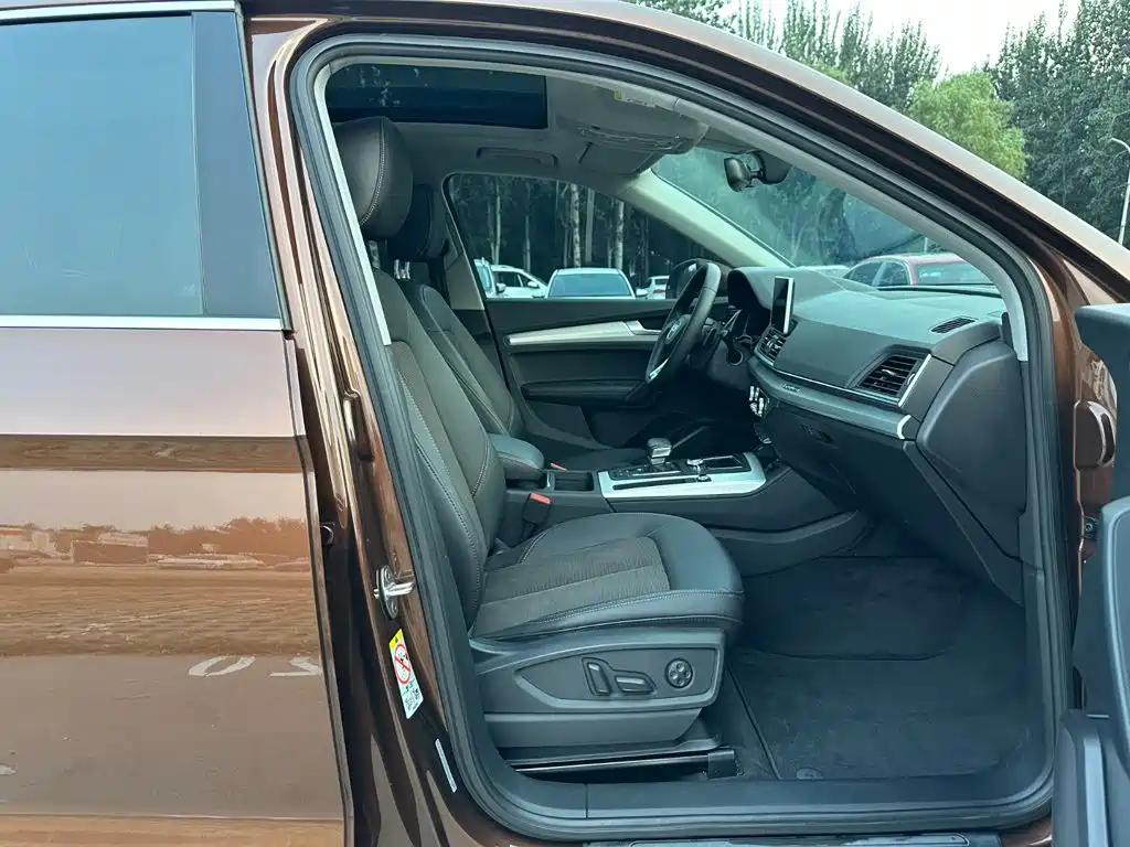 Audi Q5L — миниатюра 14