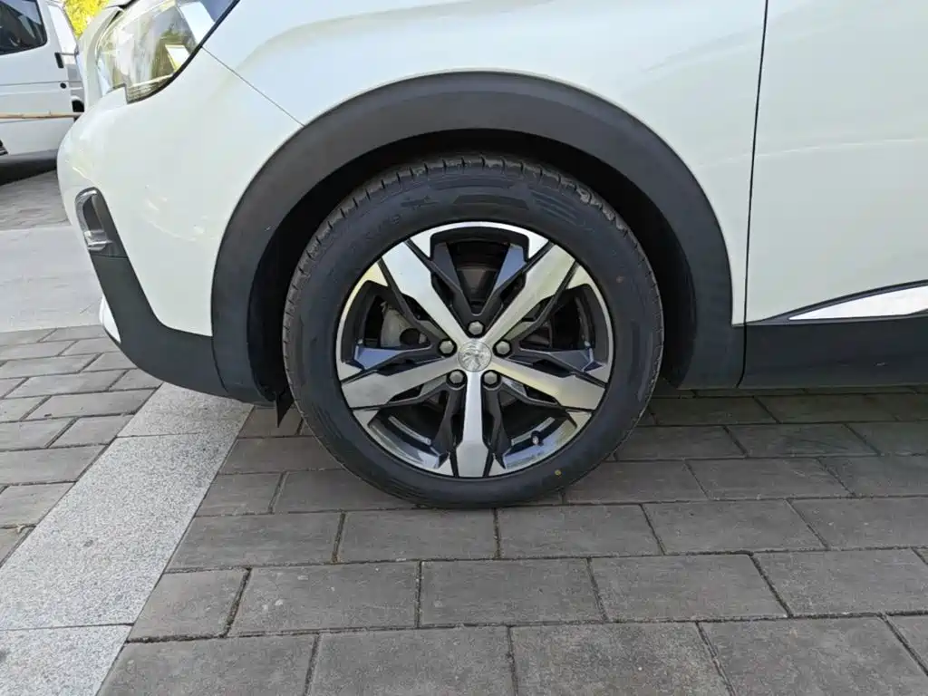 Peugeot 4008 — миниатюра 23