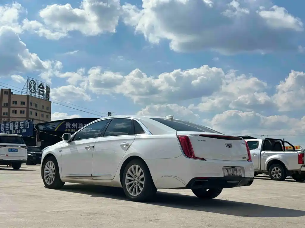 Cadillac XTS — миниатюра 5