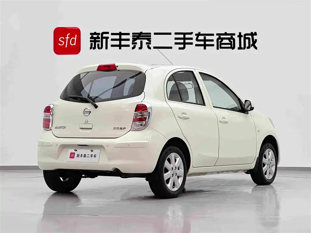 Nissan March — миниатюра 5