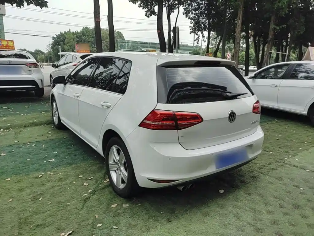 Volkswagen Golf 2015 1.4TSI AT Comfort