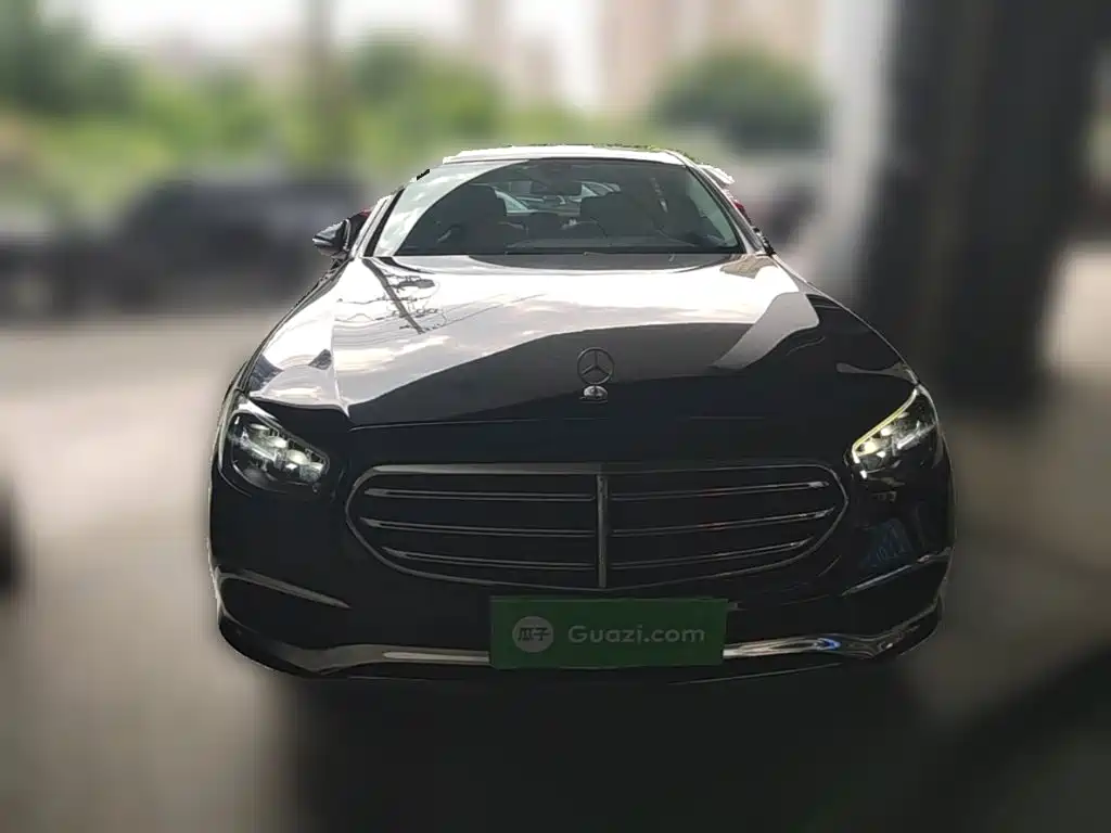 Mercedes-Benz E-Class — миниатюра 5