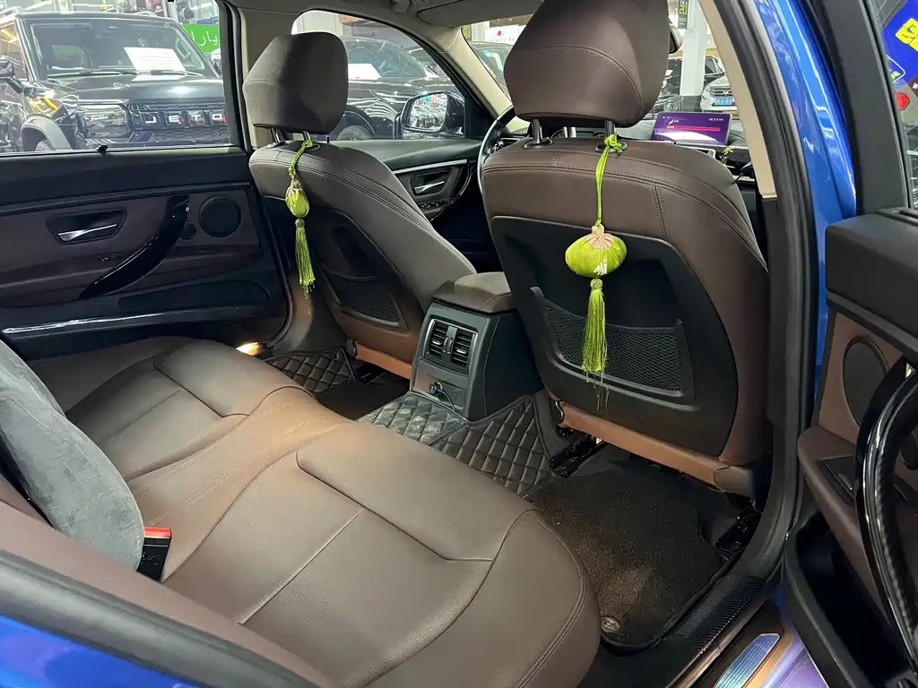 BMW 3 Series — миниатюра 11