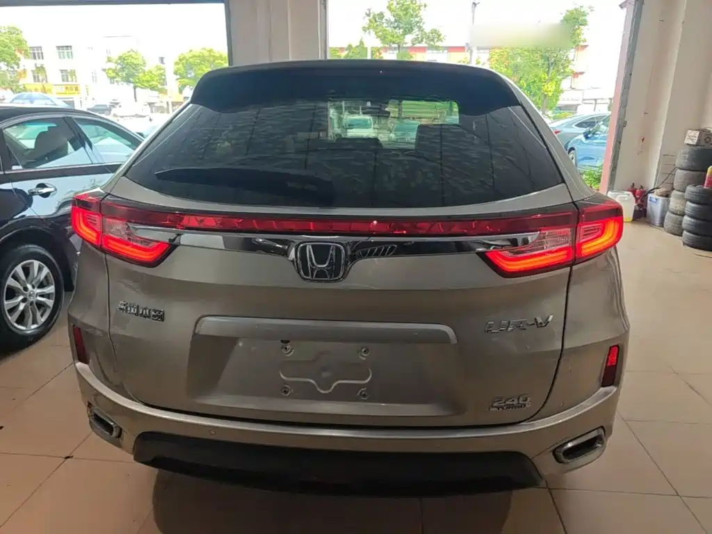 Honda UR-V — миниатюра 6
