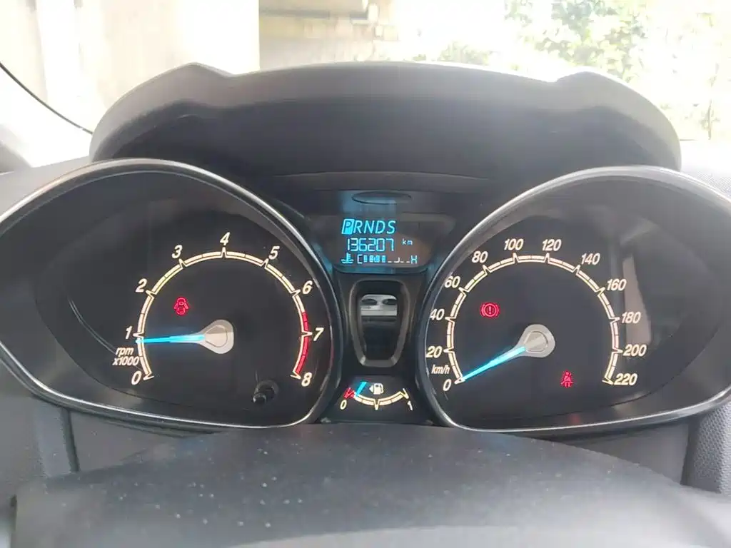 Ford Fiesta — миниатюра 12