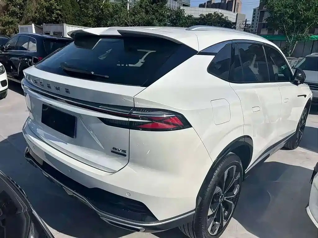 Roewe RX5 — миниатюра 4