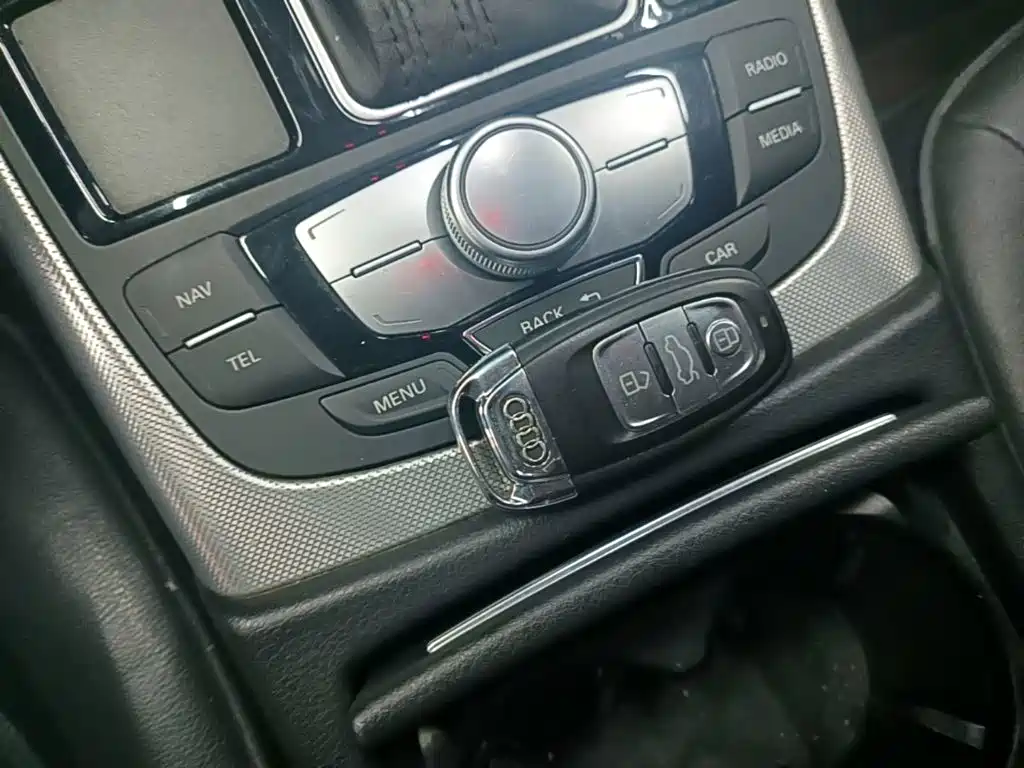 Audi A6L — миниатюра 9
