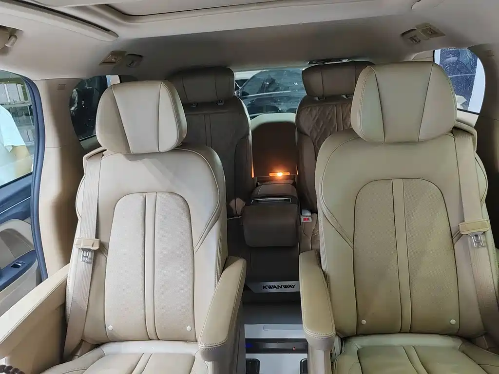 Buick GL8 2021 ES 653T Luxury