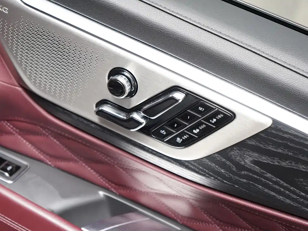 Cadillac CT6 — миниатюра 14