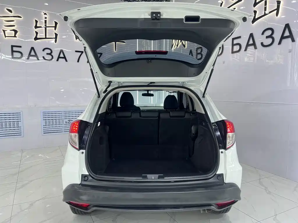 Honda Vezel — миниатюра 18