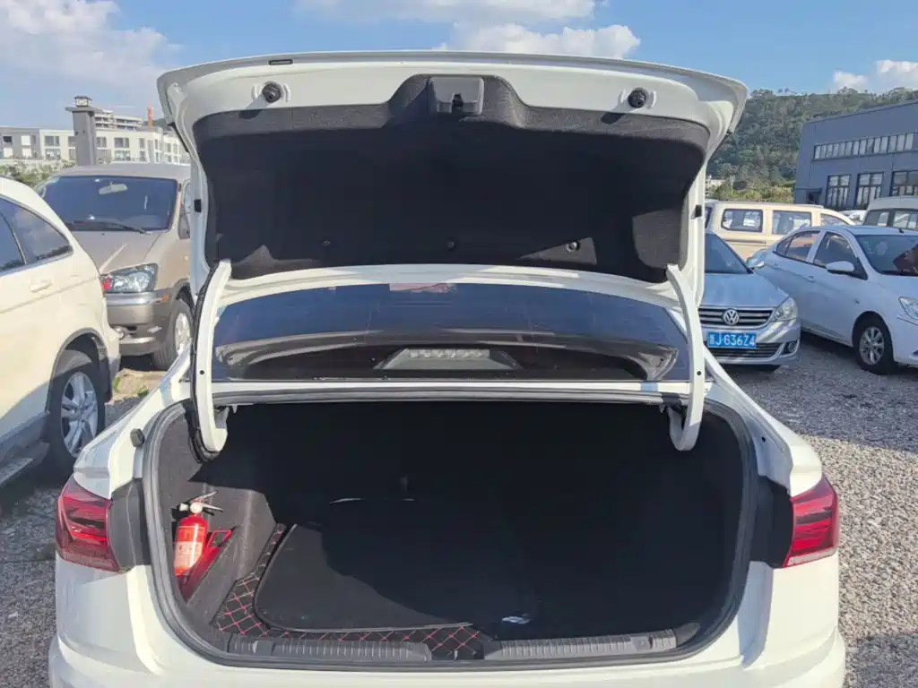 Volkswagen Bora — миниатюра 19