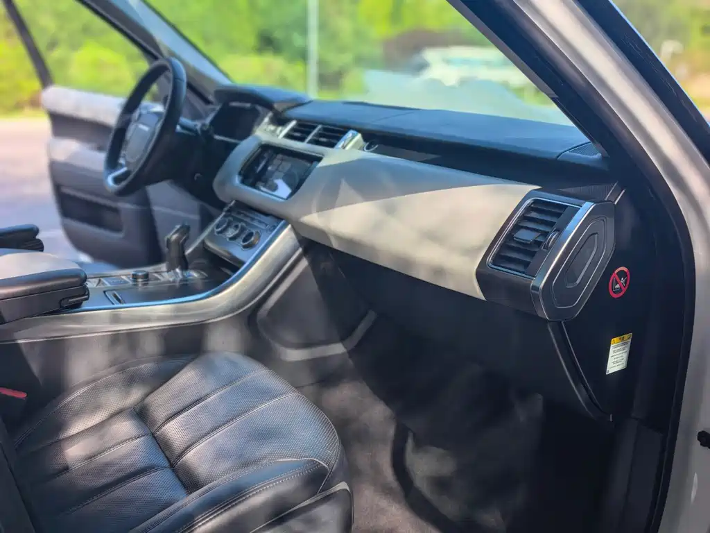 Land Rover Sport — миниатюра 11
