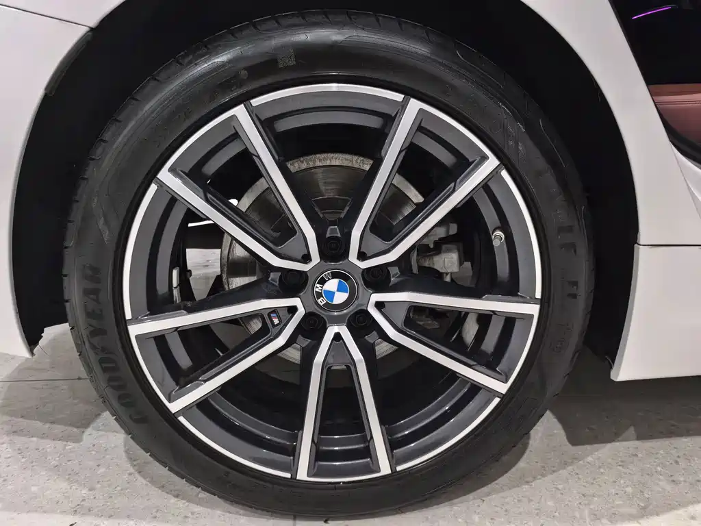 BMW 3 Series — миниатюра 15