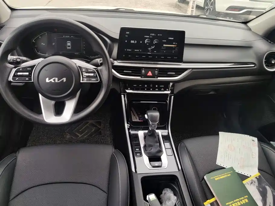 Kia K3 — миниатюра 12