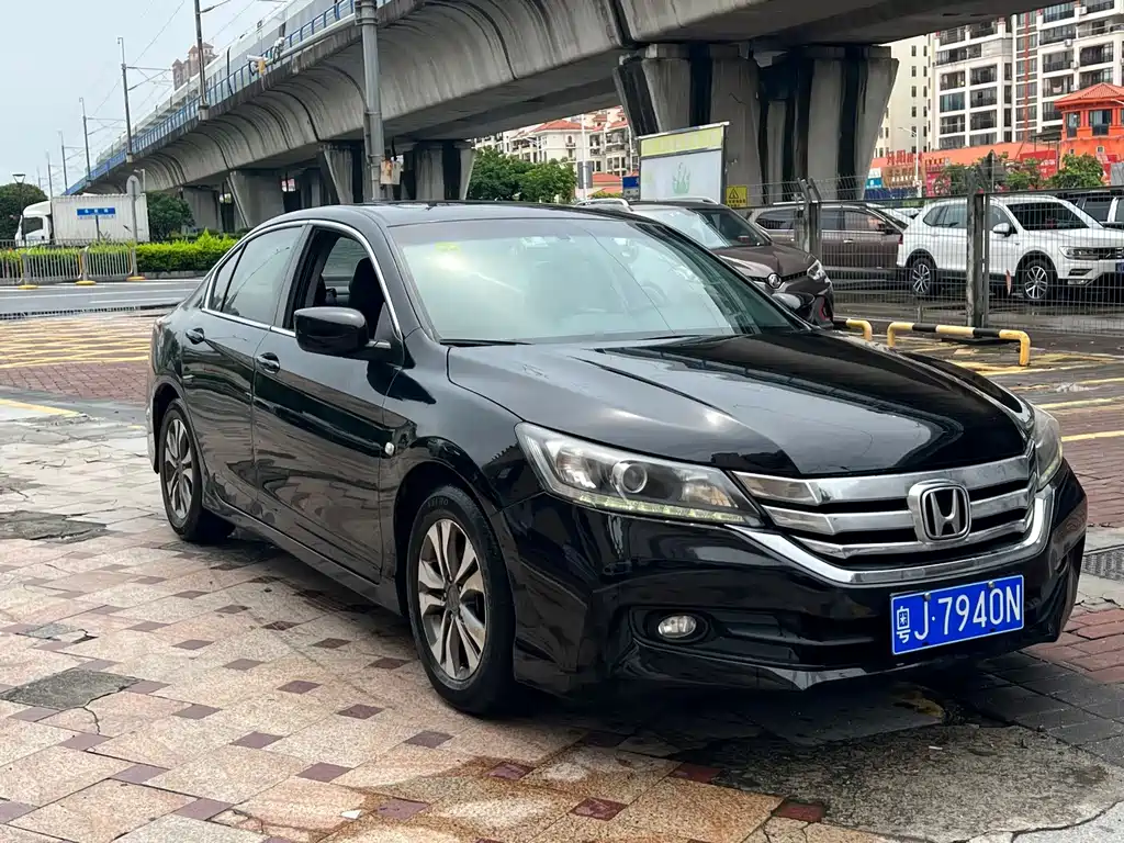 Honda Accord — миниатюра 3