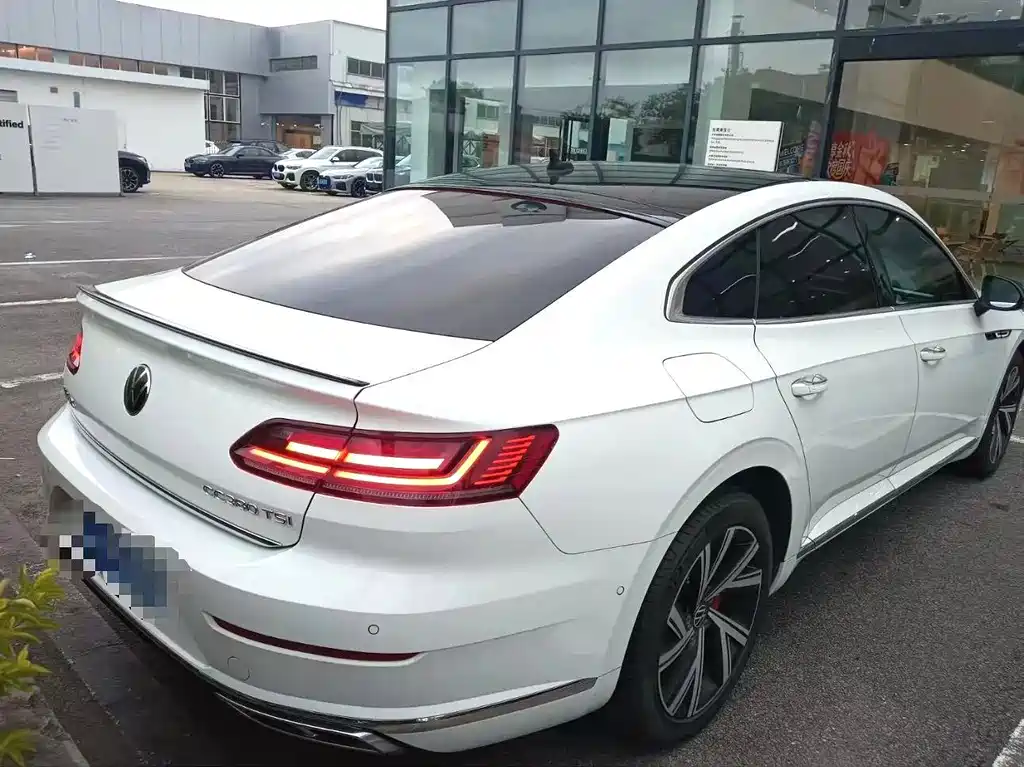 Volkswagen CC — миниатюра 3