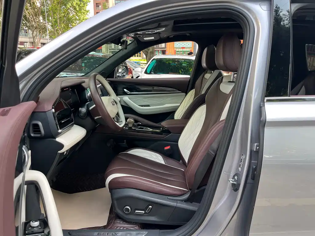 Geely Xingyue L — миниатюра 9