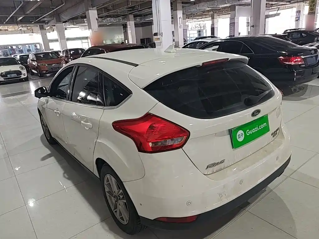 Ford Focus — миниатюра 5