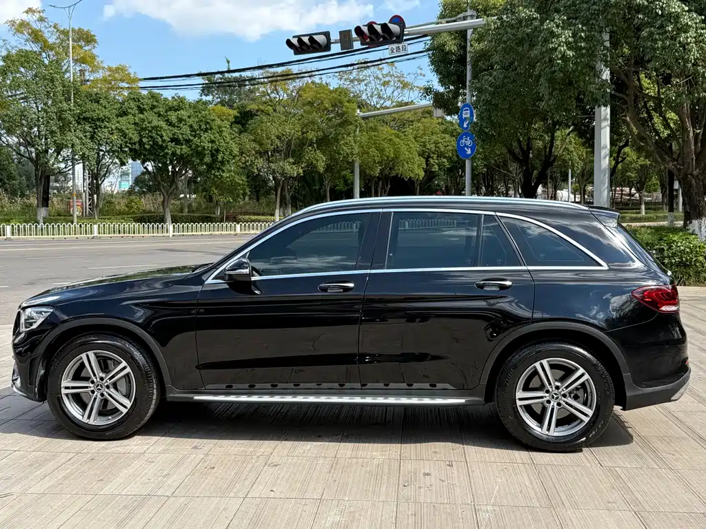 Mercedes-Benz GLC — миниатюра 7
