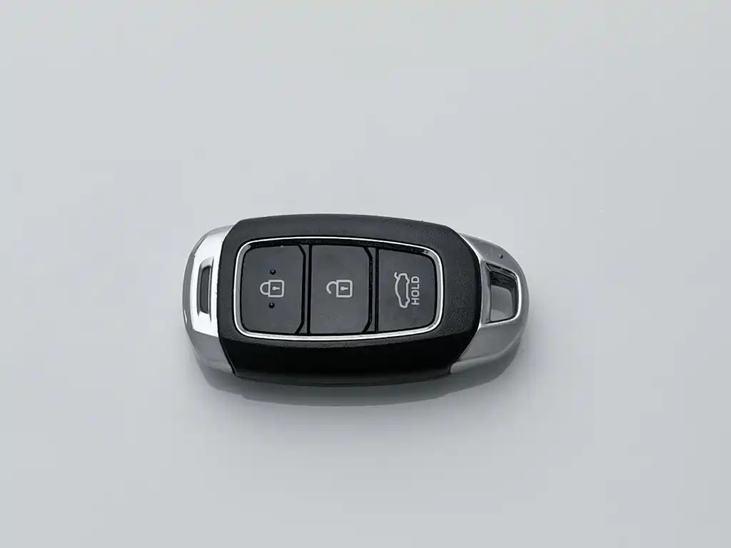 Hyundai Elantra — миниатюра 19