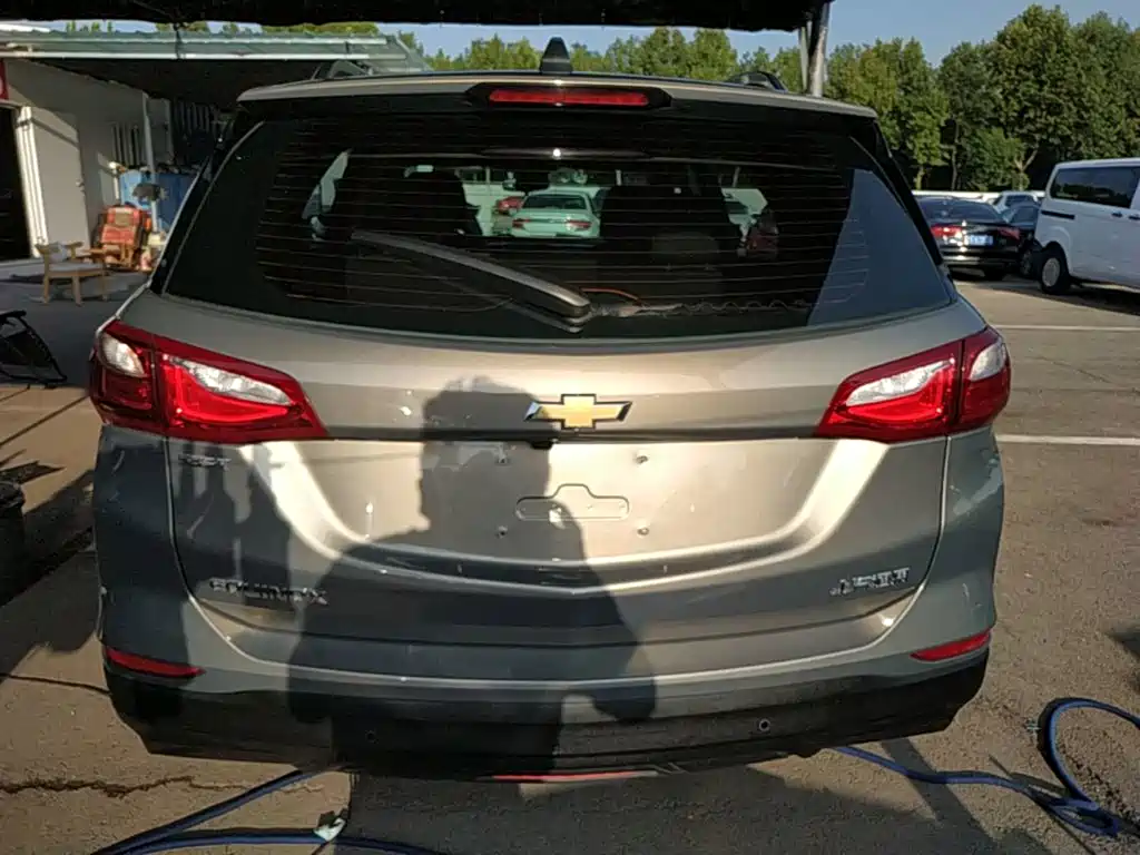 Chevrolet Equinox — миниатюра 6