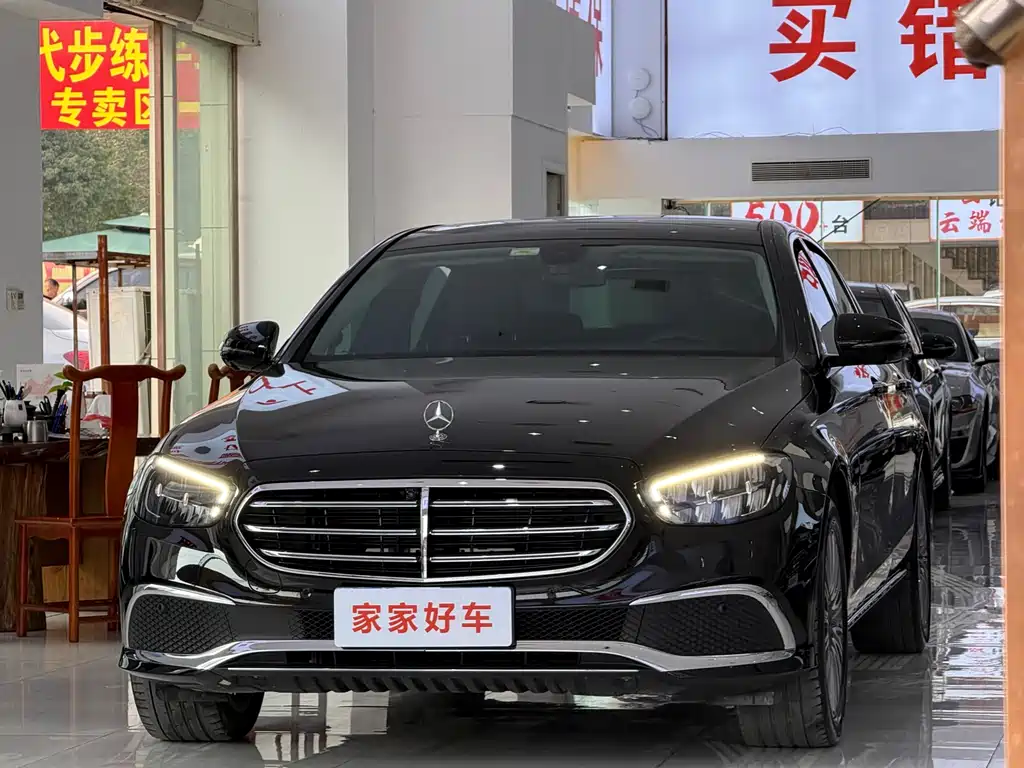 Mercedes-Benz E-Class 2021