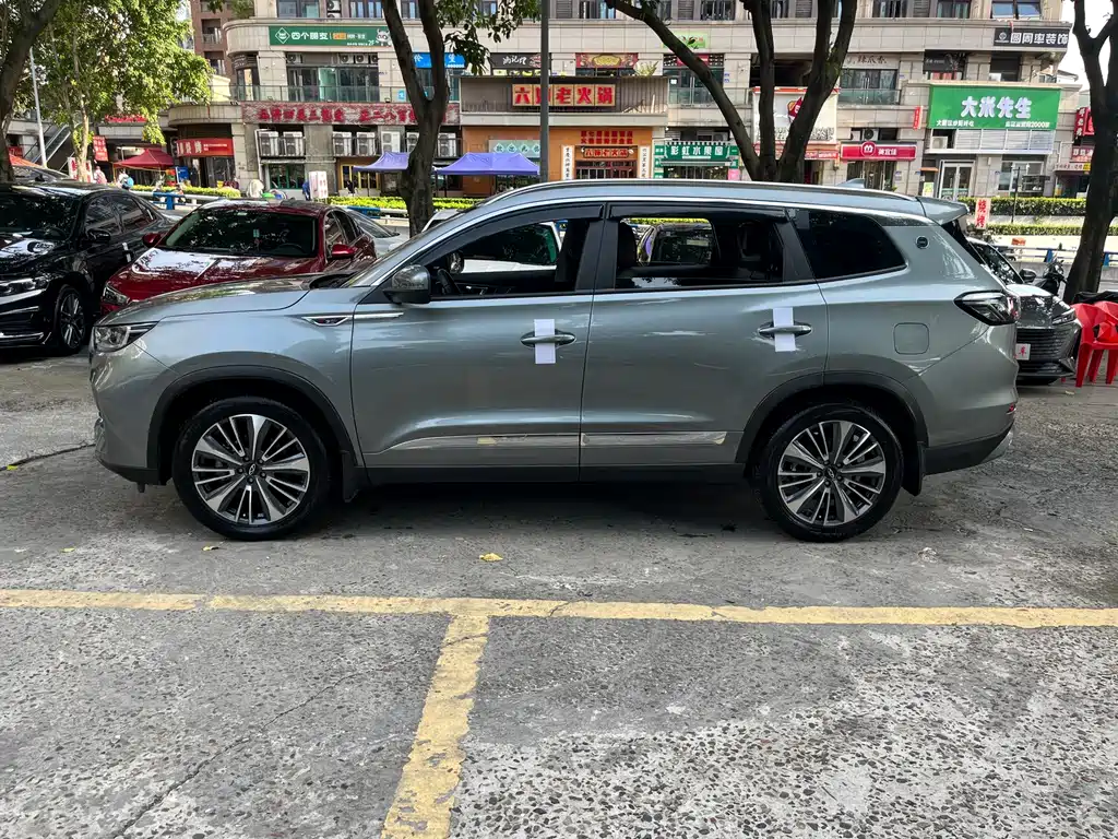 Chery Tiggo 8 PLUS — миниатюра 4