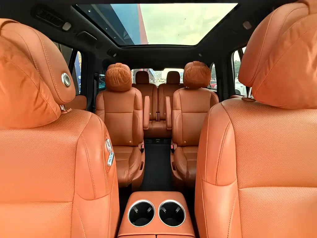 Li Auto Li L8 — миниатюра 7