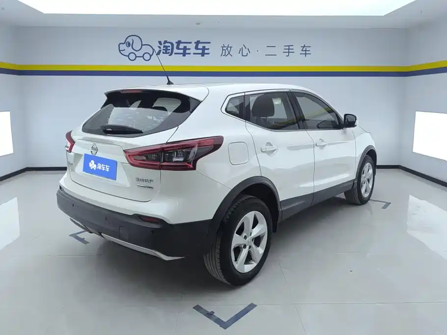 Nissan Qashqai — миниатюра 3