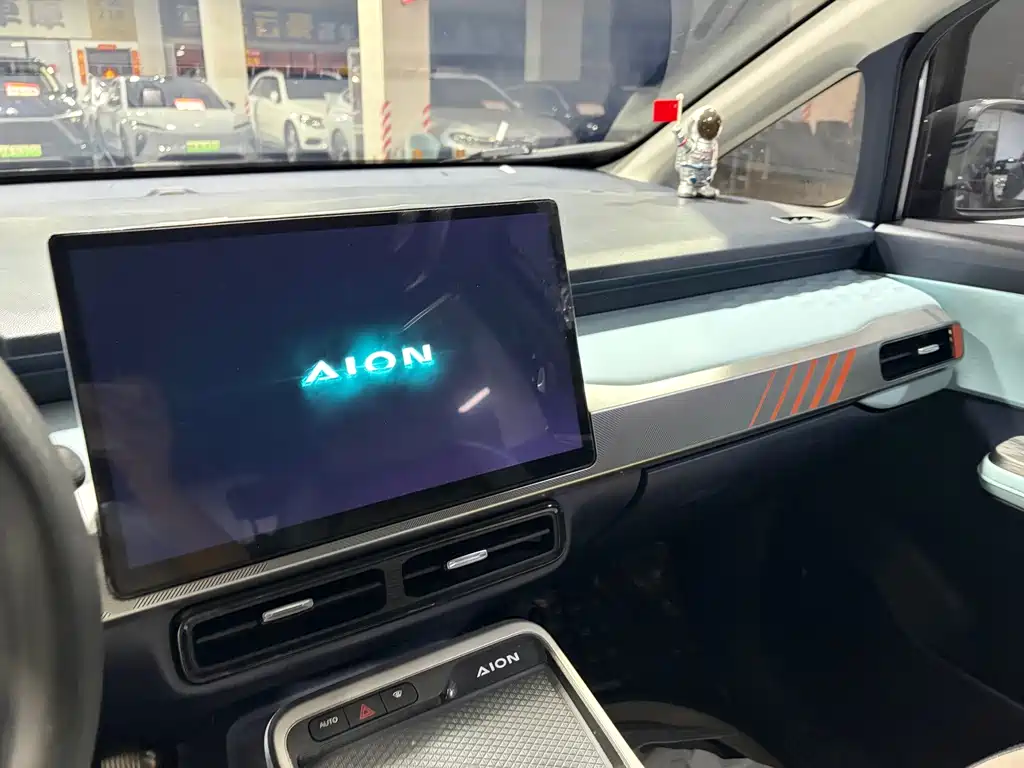Aion AION Y — миниатюра 8