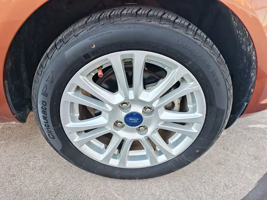 Ford Fiesta — миниатюра 8