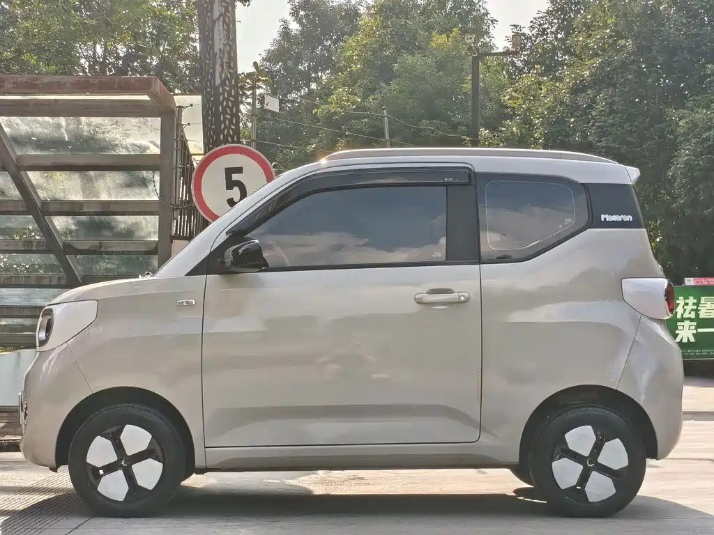 Wuling MINIEV — миниатюра 16