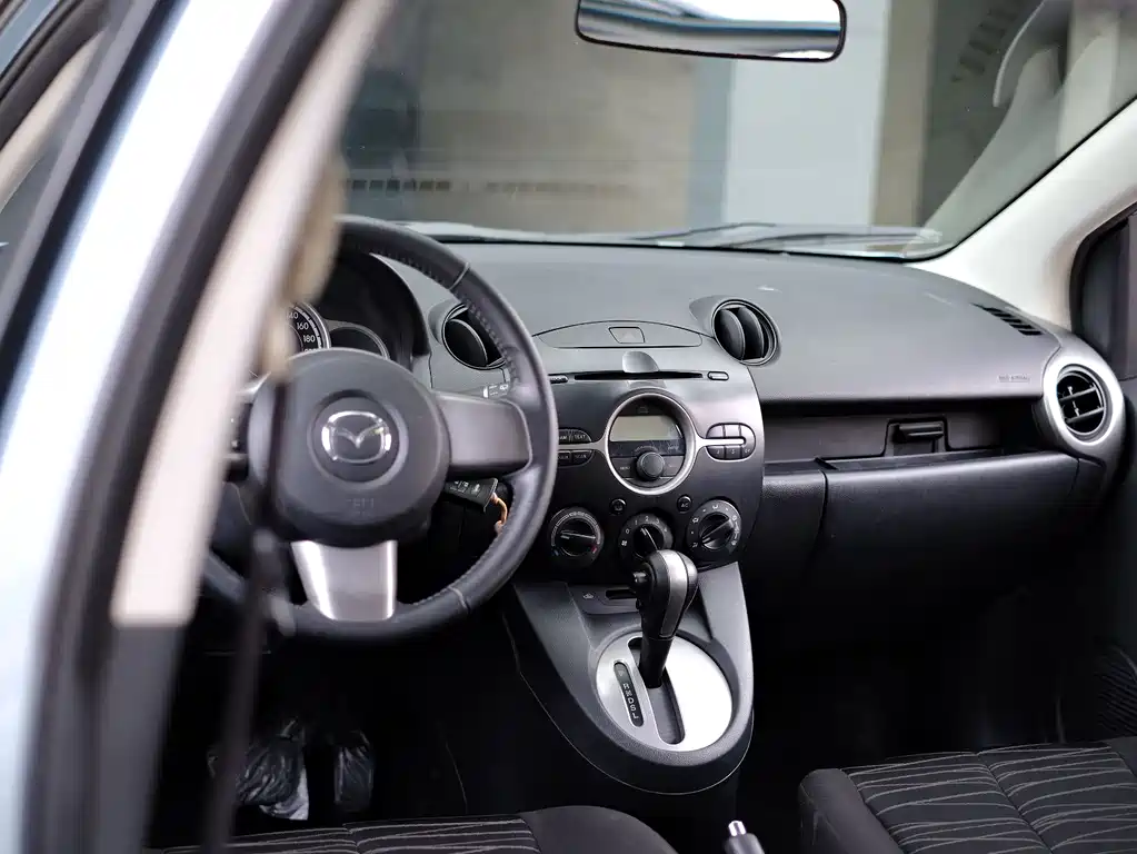 Mazda 2 Dazzle Dynamic 1.5L Auto Luxury Edition, фото 49