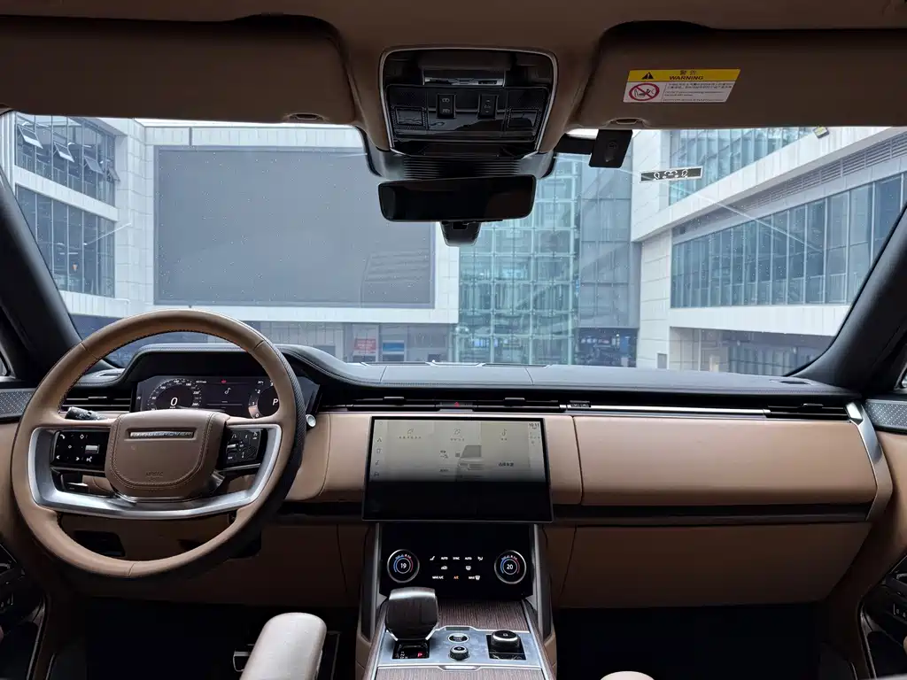 Land Rover Range Rover — миниатюра 6