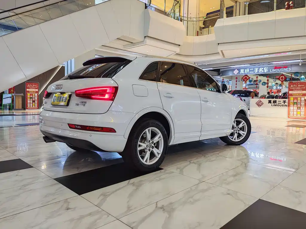 Audi Q3 — миниатюра 9
